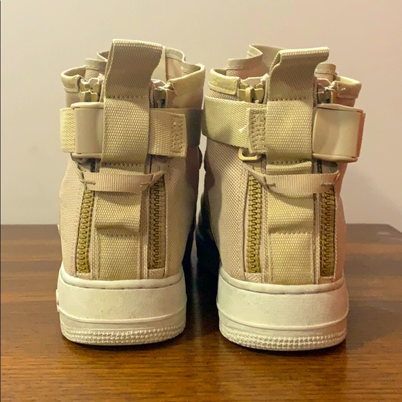 Nike SF Air Force 1 Mid - Picture 2 of 3